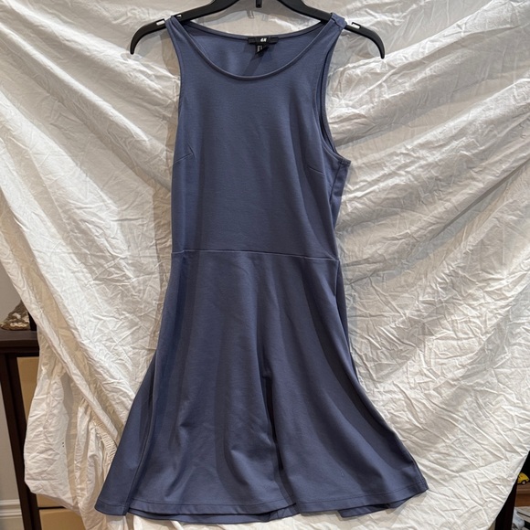 H&M Dresses & Skirts - H&M Sleeveless Navy Mini Dress